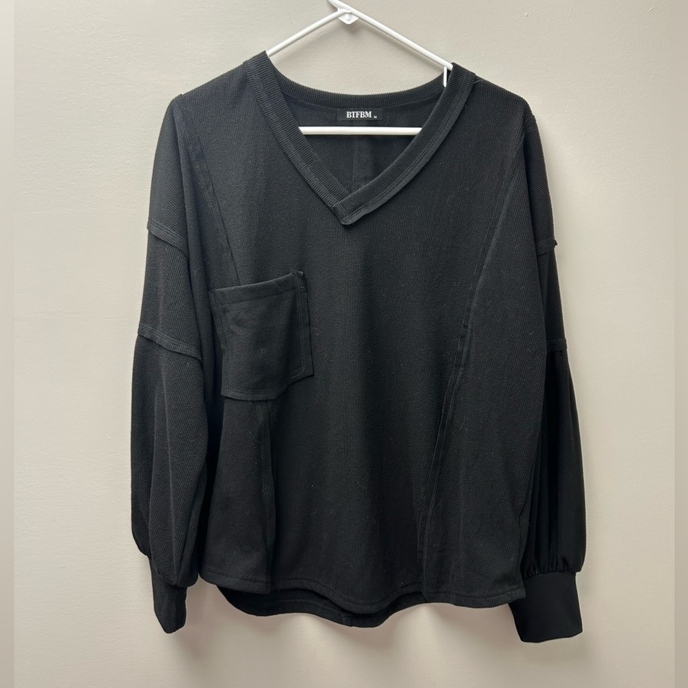 BTFBM Women’s Ribbed Long Sleeve V-Neck Shirt